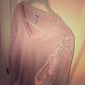 VENUS sweater - like new!